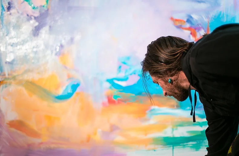 Vision Сreation of works of art in local scale and global international cooperation. art and the artist out of geographical boundaries.